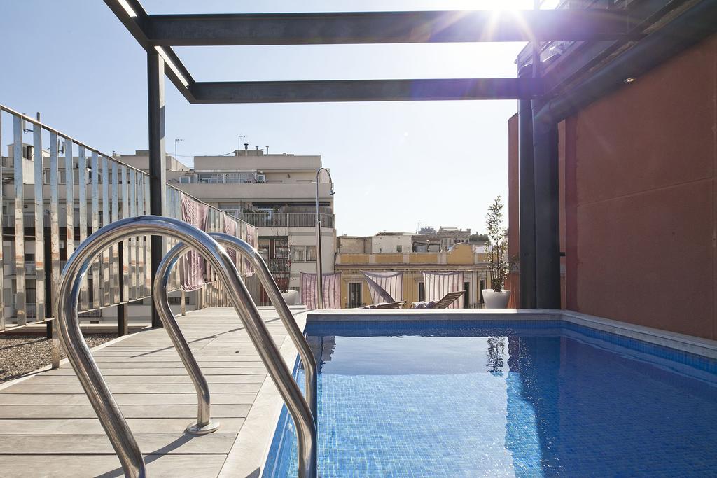 Apartment Barcelona Rentals - Pool Terrace In City Center Exterior photo